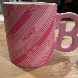 NWOT Barbie Mug B handle Pink hot pink logo 21oz coffee tea barbiecore novelty